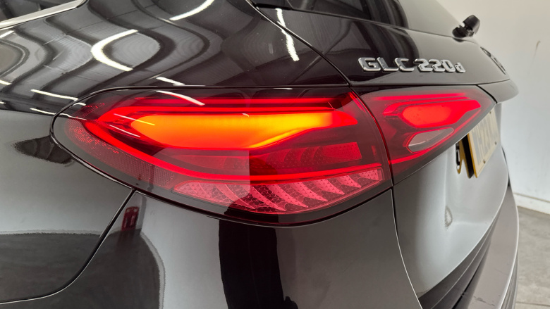 Mercedes-Benz GLC 220d 4Matic AMG Line 5dr 9G-Tronic Diesel Estate